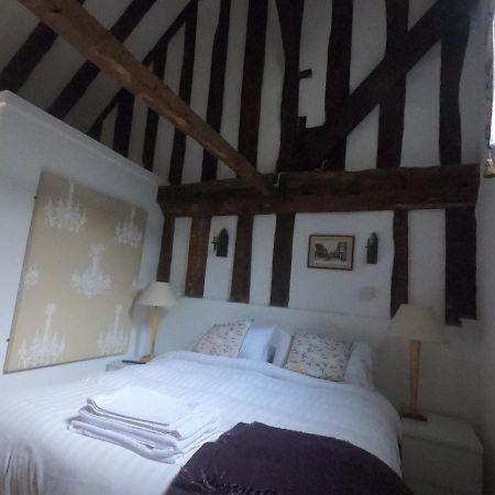 The George Hotel Henfield ภายนอก รูปภาพ